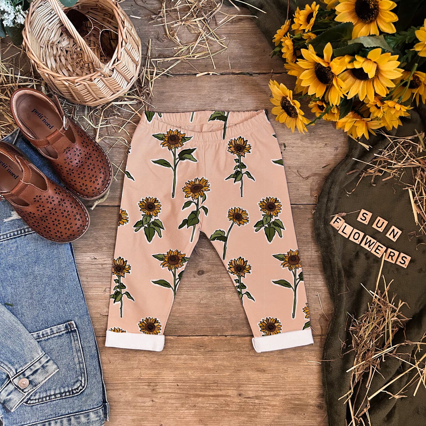 Sunflowers Cropped Leggings