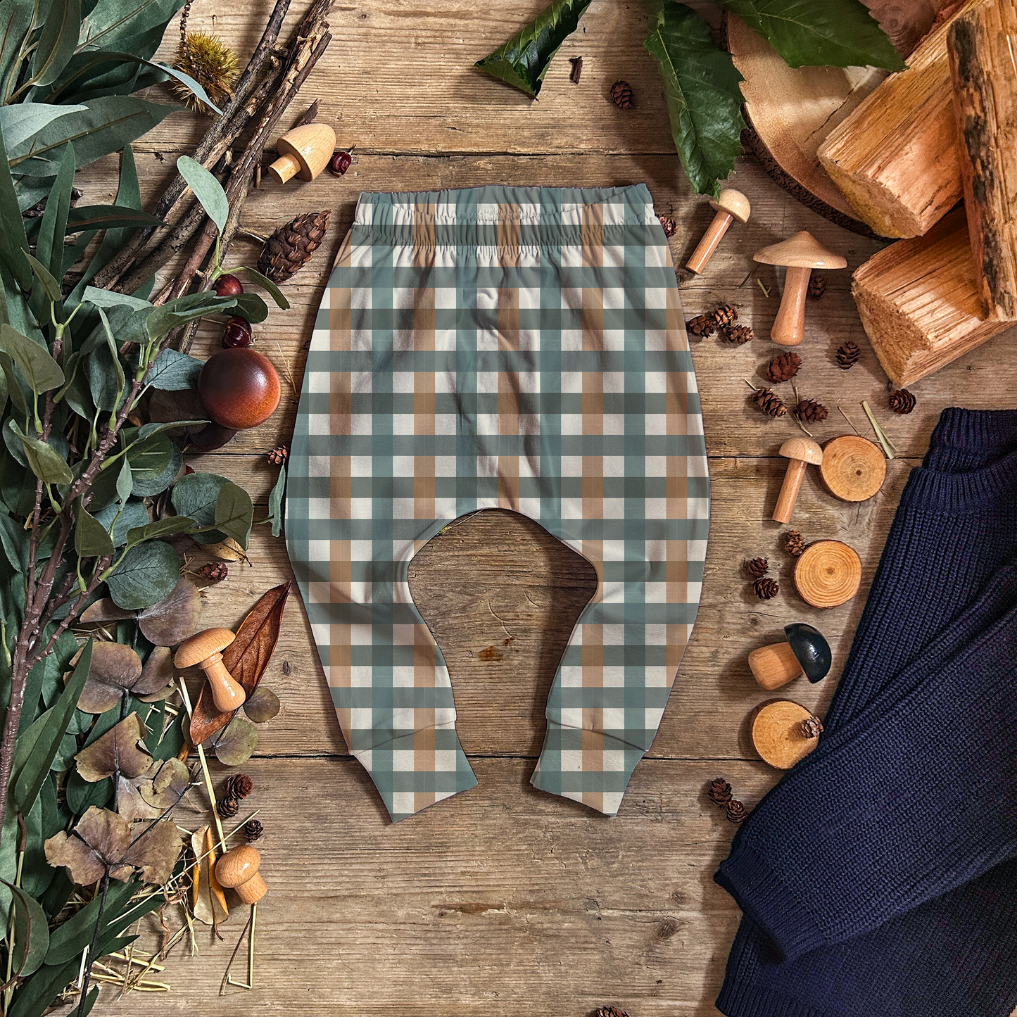 Winter Check Slim Harems