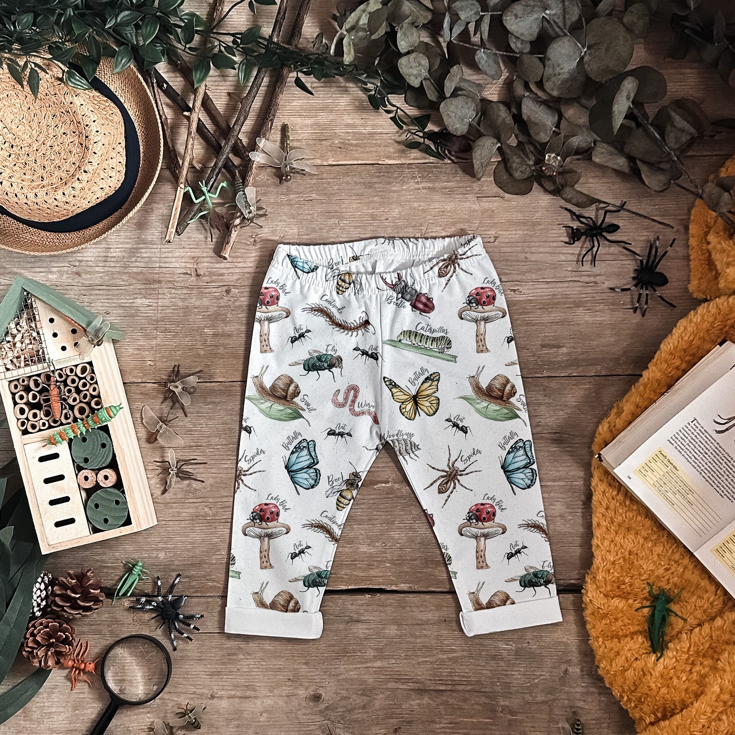 Bugs Life Cropped Leggings